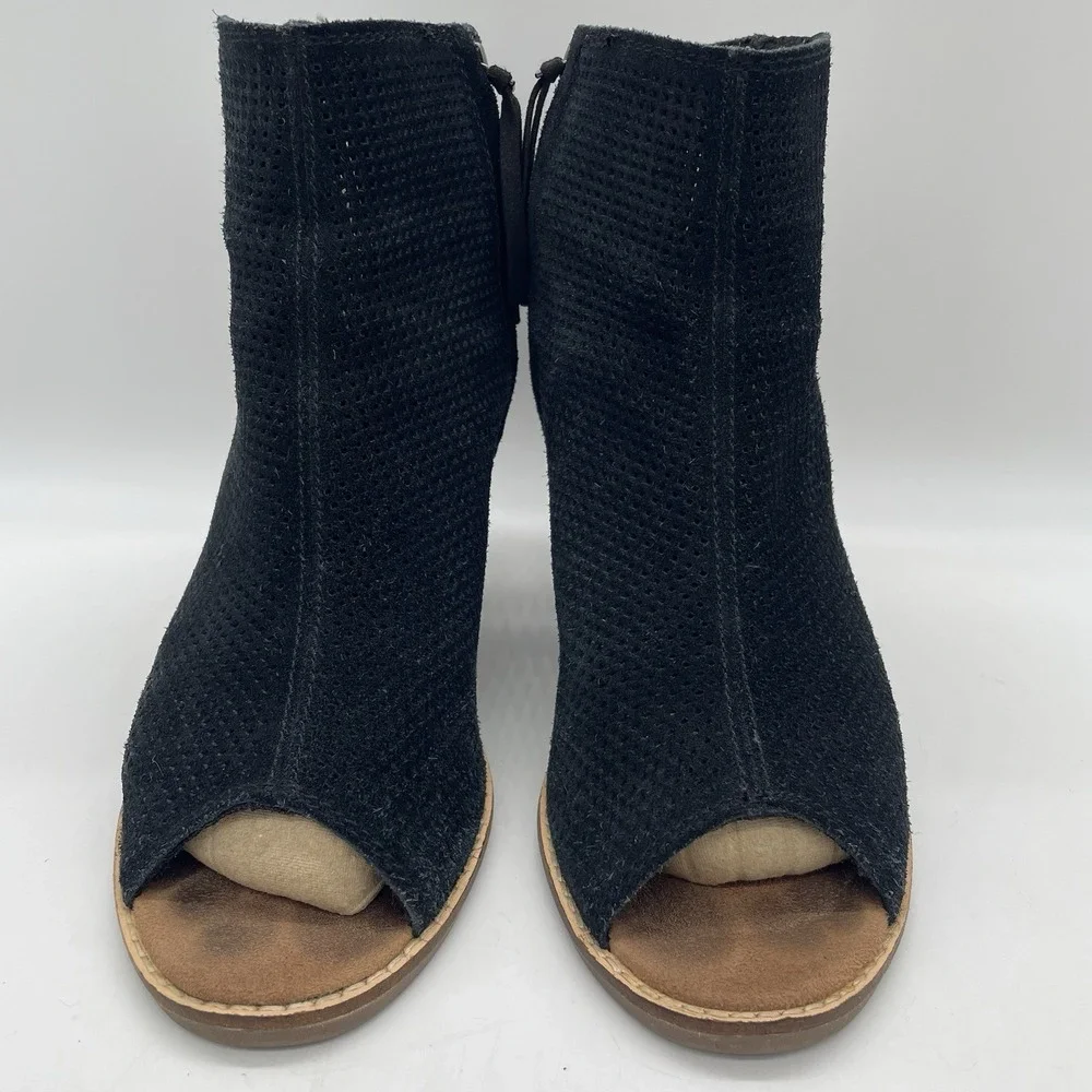 Toms Womens 9 Booties Majorca Peep Toe Perforated Black Suede‎ Ankle Boots